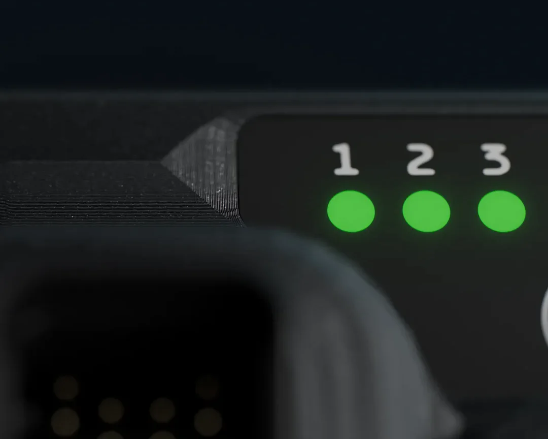 Close-up of the OBWB8m case: channel lights 1, 2 and 3 glowing green above a sensor connector. 3D rendering, interim.
